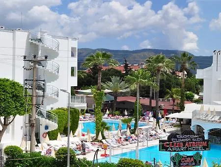 Club Atrium & מלון 3*