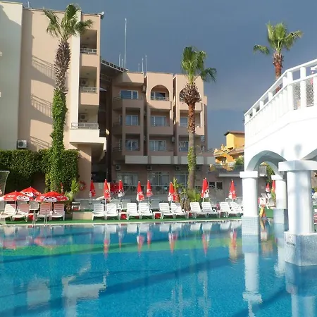 Club Atrium & מלון